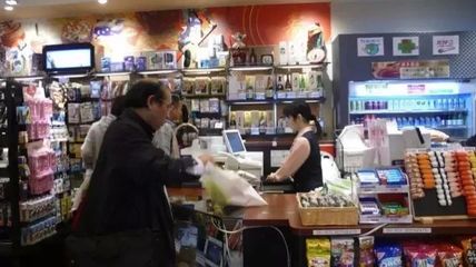 電商與線下賣場(chǎng)哪個(gè)更火？中日日用家電零售格局對(duì)比鮮明